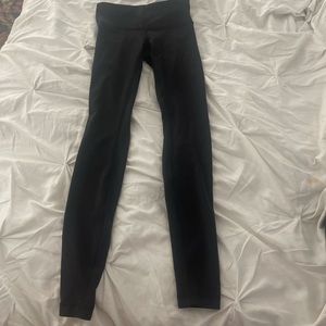 Black lulu lemon leggings